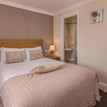 Bridge House 3*